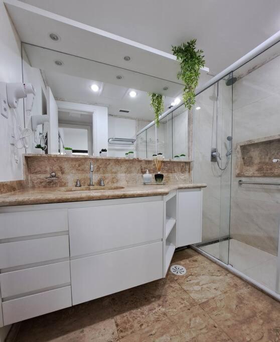 Flat 1804 - 1804 •le Premier Jd. Paulista Sao Paulo